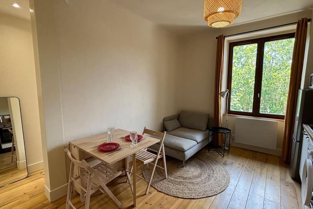 T2 Cocon Avec Balcon Et Parking Apartment La Roche-sur-Foron Exterior photo